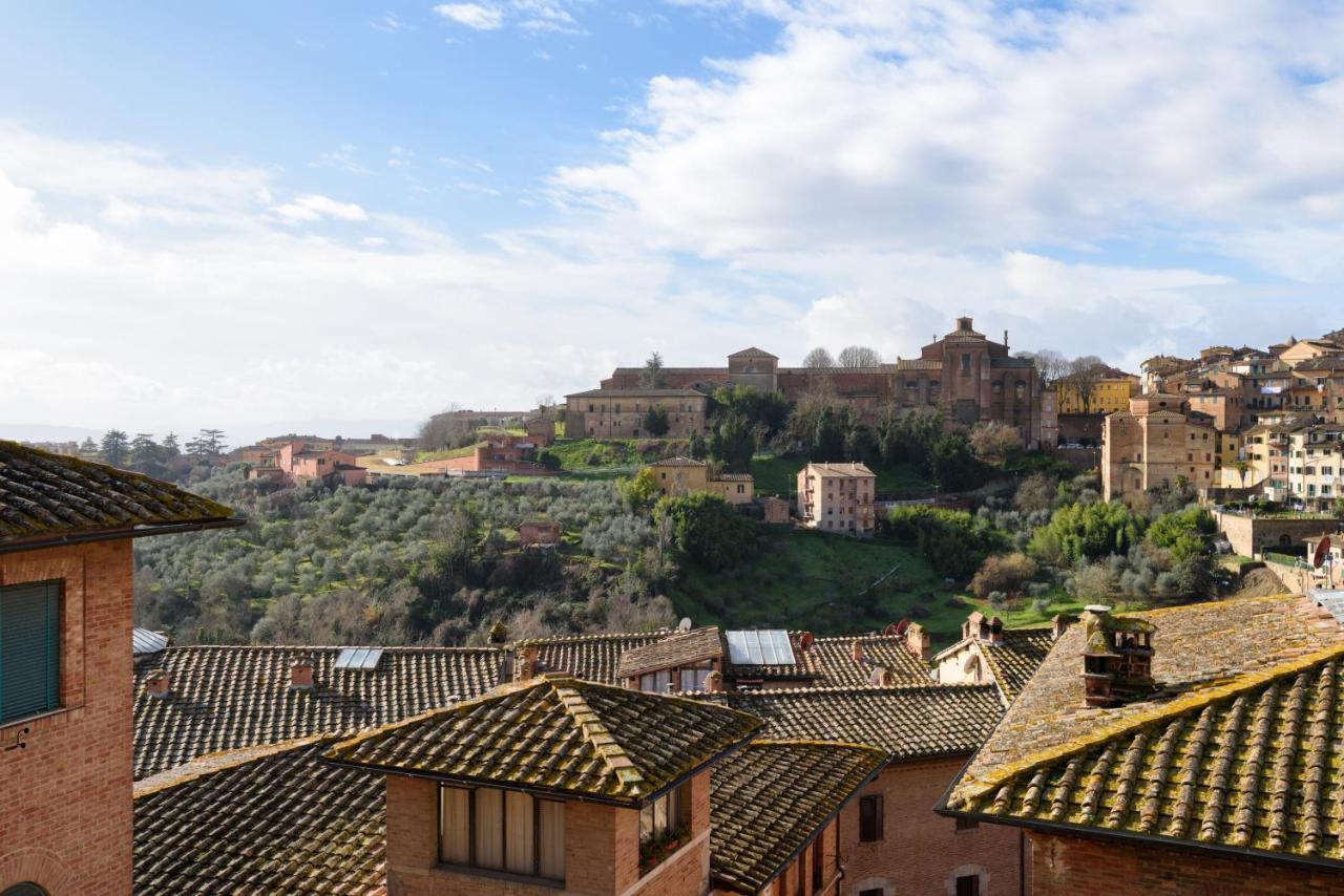 Appartamento Panoramico San Martino 12 Siena Exterior photo